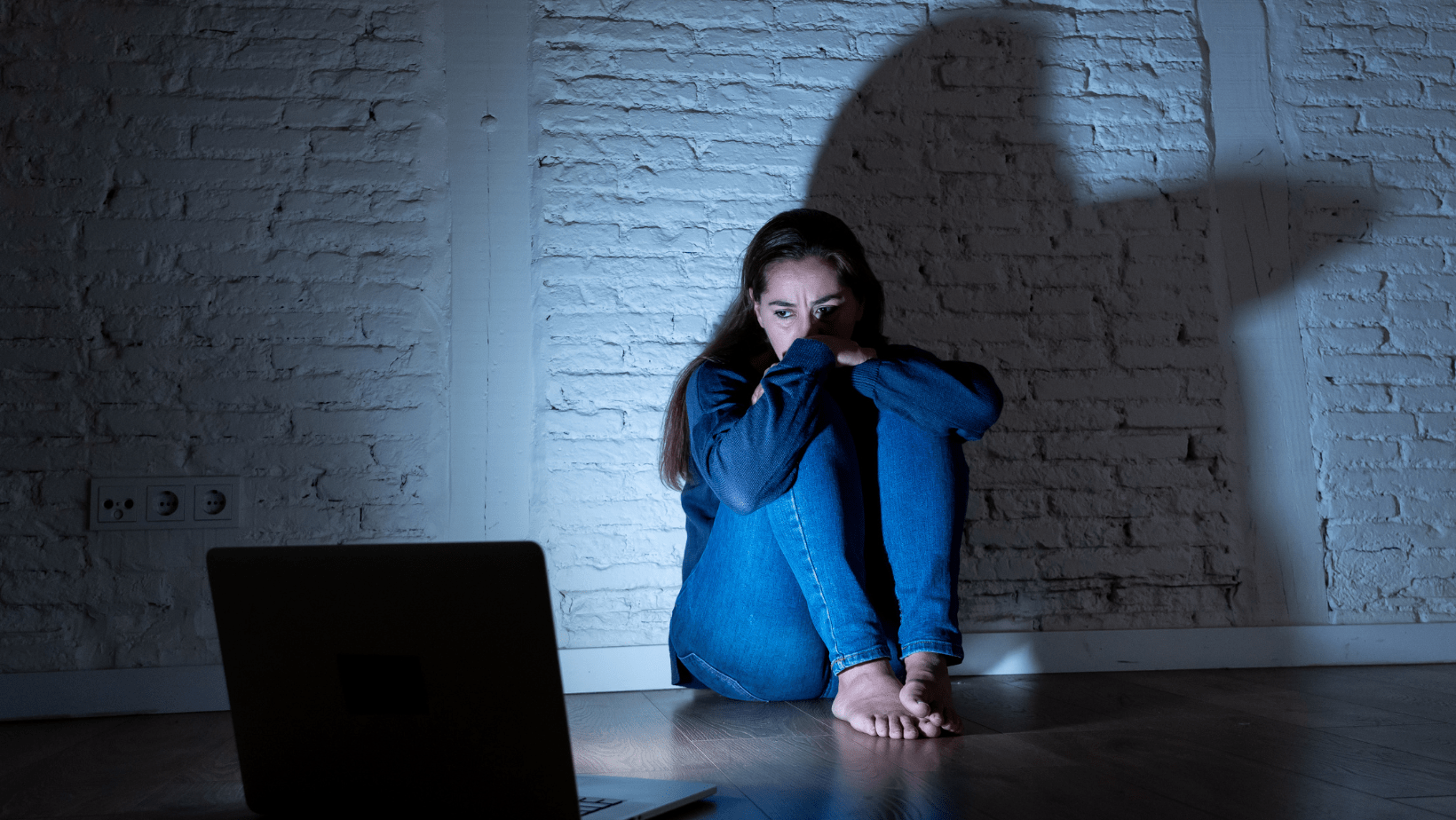 Protect Yourself from Digital Arrest Frauds: 7 Red Flags You Can’t Ignore 7 Arrest
