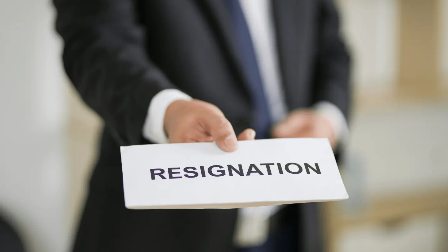 Resignation or Not? How to Handle Employee Resignations Legally After This Ruling 8 empl res