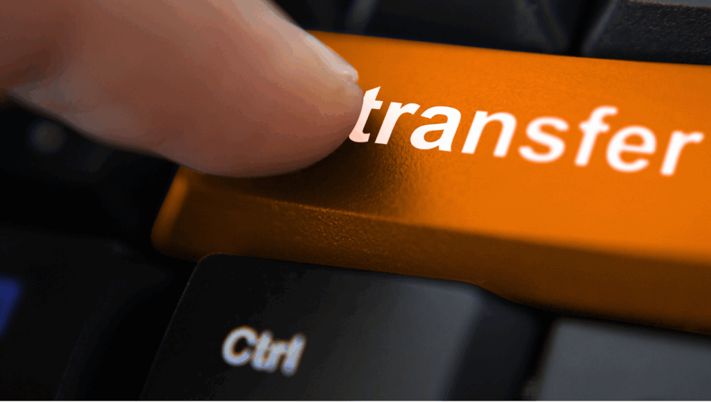 How Long Does It Take to Transfer Money Between Two Different Banks in India Online or by Phone? 23 How Long Does It Take to Transfer Money Between Two Different Banks in India Online or by Phone?