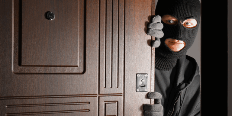 How Much Will You Really Get if Your Bank Locker Is Robbed? Shocking Truths About Insurance Cover