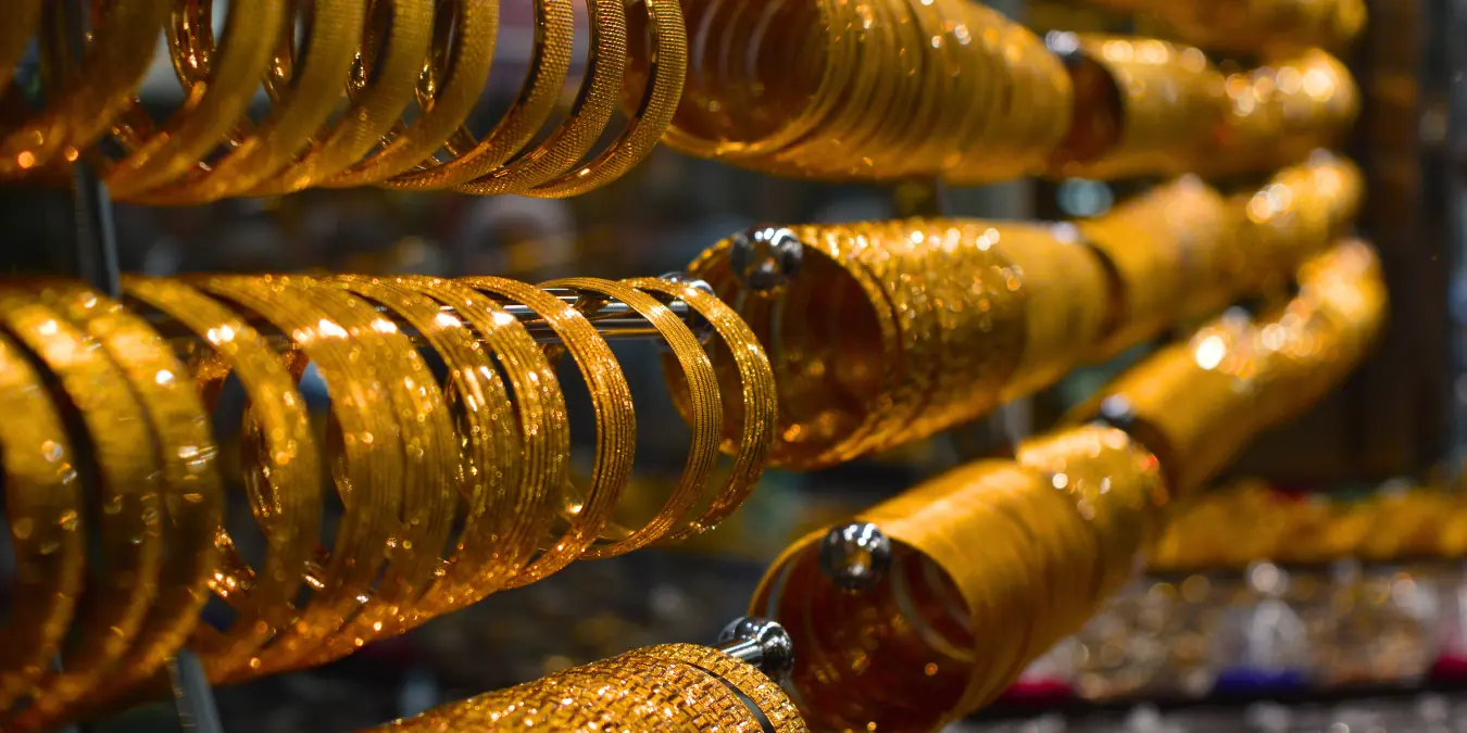 Iran War, Weak Rupee & RBI Policy — How Three Global Shocks Are Pushing Gold to Record Highs in India