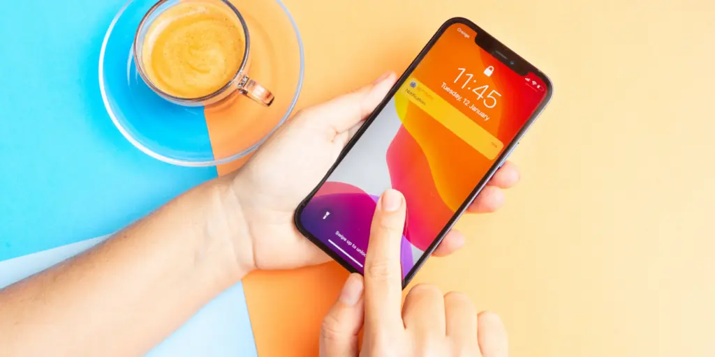 Apple iOS 26.4 Beta with Revamped Siri: Release Date February 23