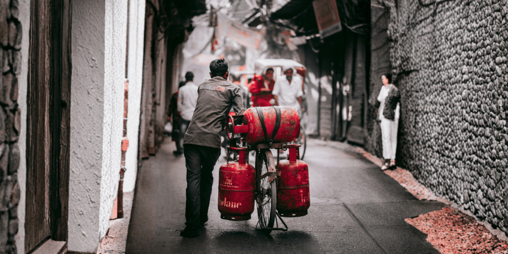 What Happens to Your LPG Cylinder Supply If You Don't Switch to PNG — Here's What the New Rule Says