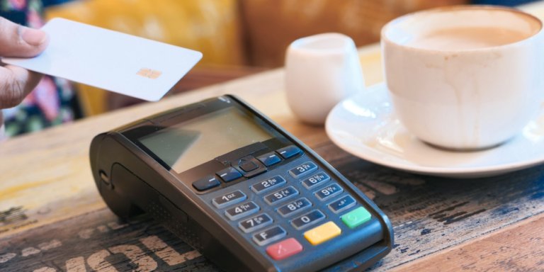 Tap, Pay, Done: How Contactless Debit Cards Are Silently Replacing Cash at Every Indian Store in 2026