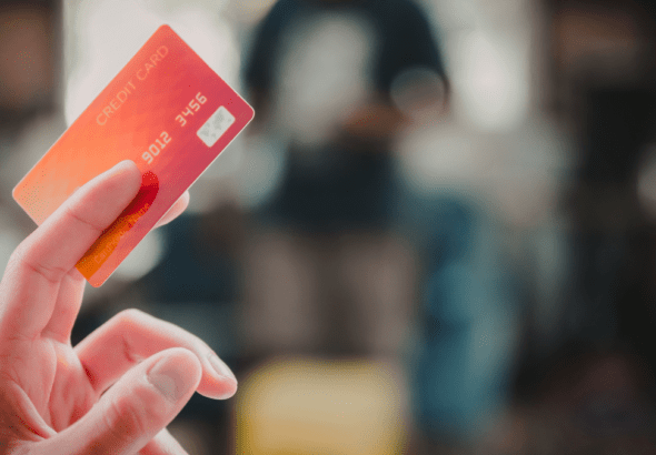 Why Credit Card Users in 2026 Are Suddenly Chasing Premium Perks Over Low Fees