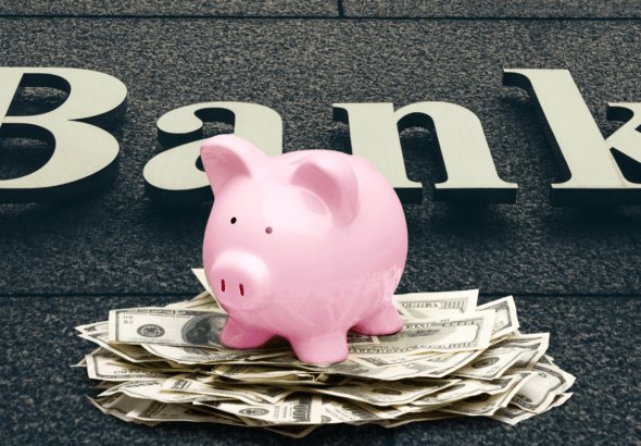 Should NRIs Lock Money Into FCNR Deposits After The 6% Window Closed, And What Still Pays?