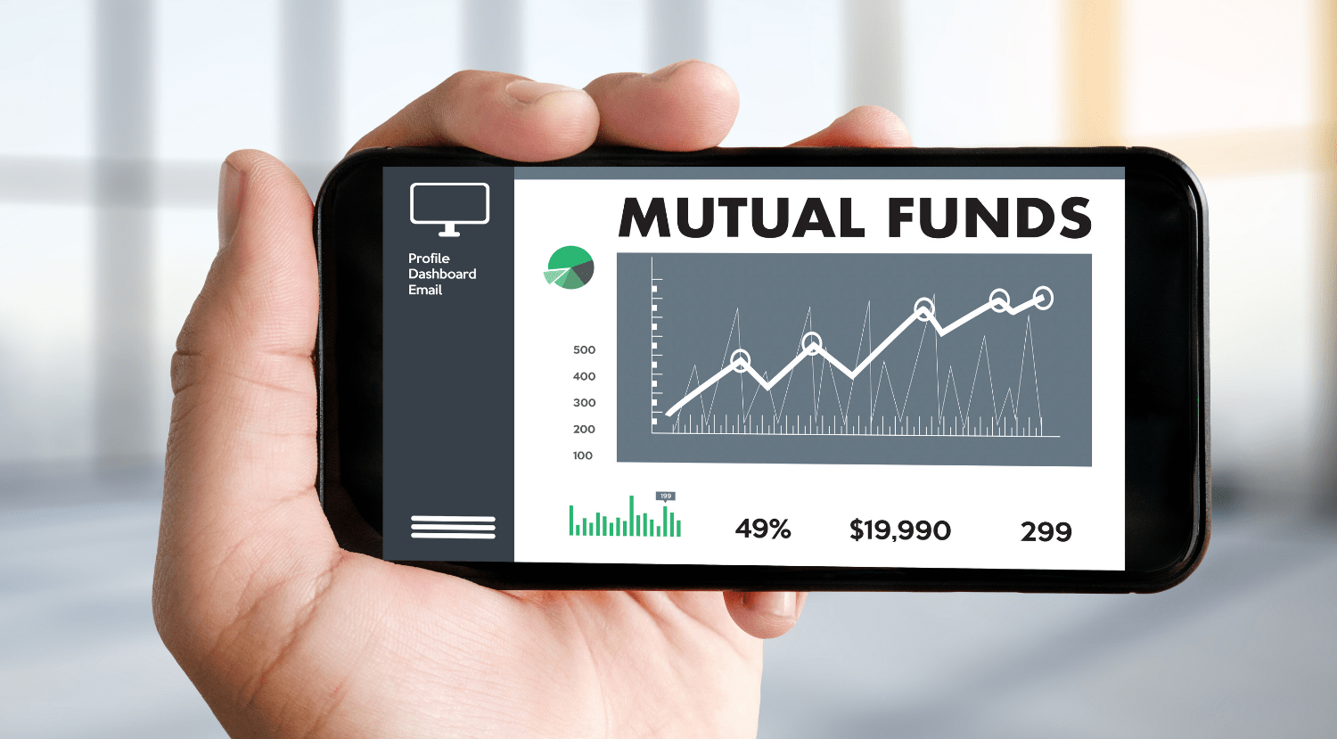Everyone’s Chasing Hot Stocks – But This Boring Index Fund Strategy Is Crushing Most Active Funds in 2026