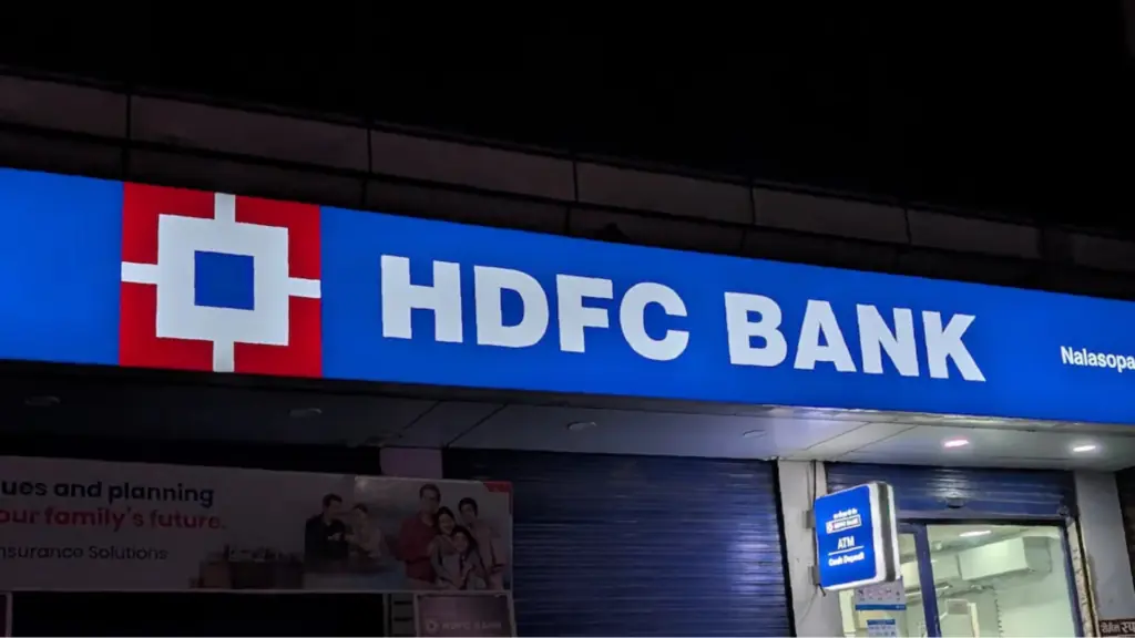 HDFC Bank Stock Plunges Over 5% Despite ₹19,060 Crore Profit: What Investors Are Really Worried About