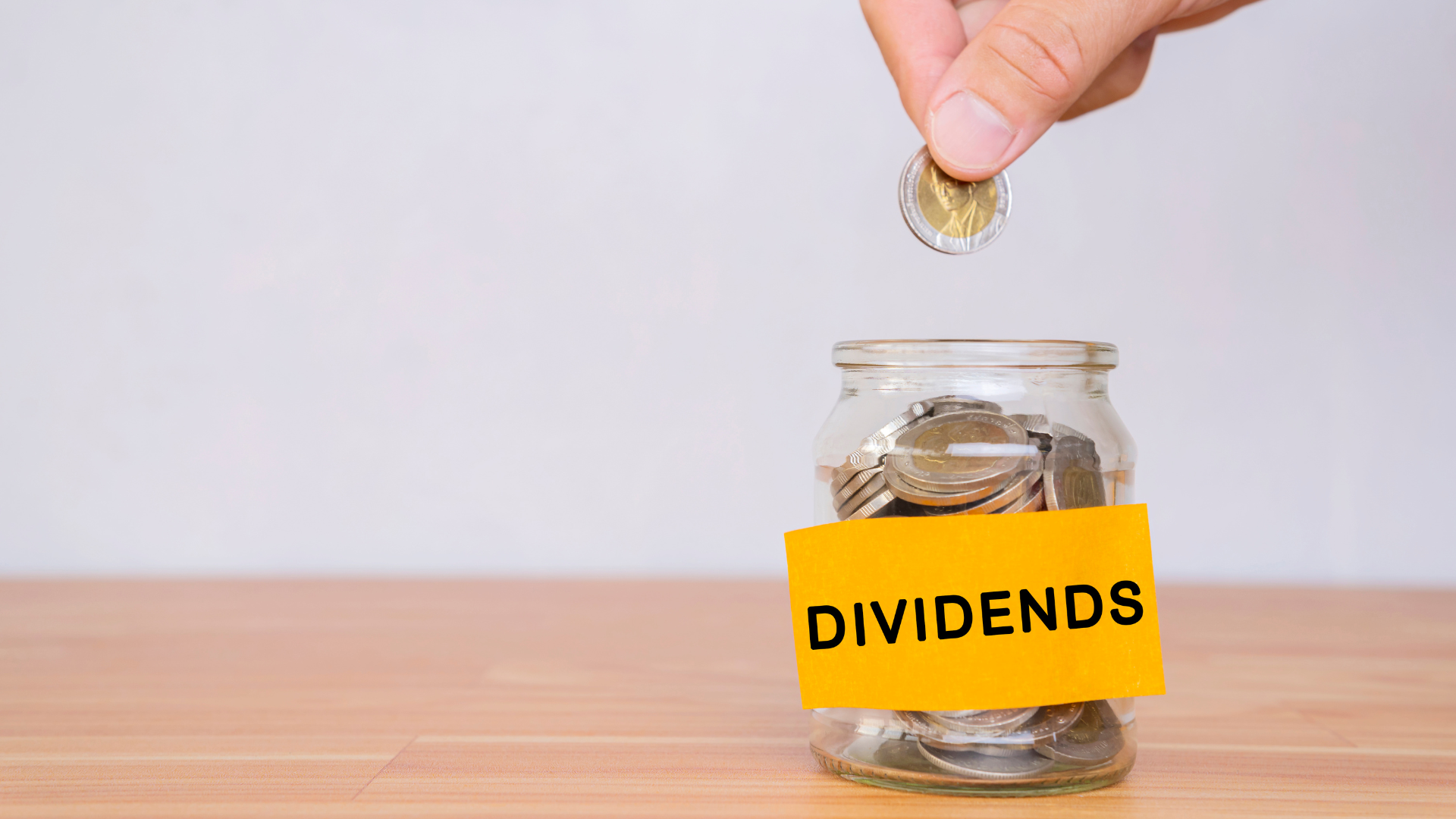 How Much You Need to Invest to Earn Rs 50,000 a Year in Dividends: Rs 7.91 Lakh to Rs 9.04 Lakh, Depending on the Stock